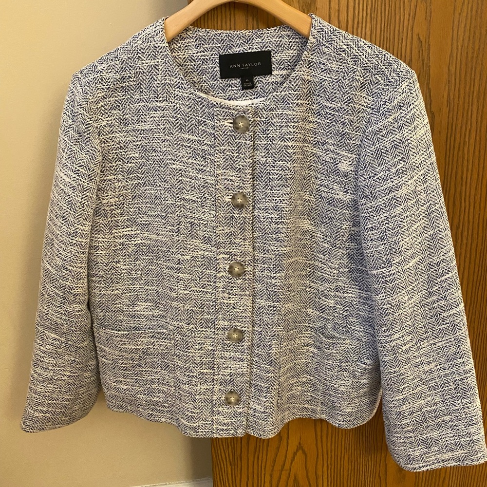 Navy tweed blazer